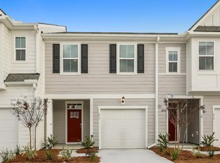 617 Trotters Ln, Moncks Corner, SC 29461