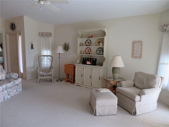 4th image of 4246 Fairway Pl