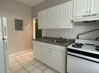 332 61st St #2B, West New York, NJ 07093