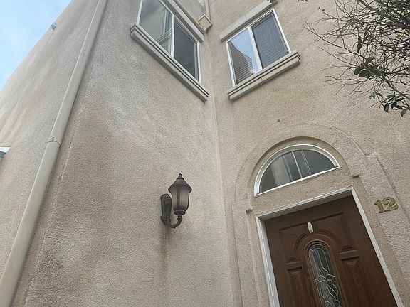 Three Floor Townhome