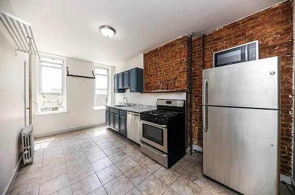 Rented by Oxford Property Group | media 8