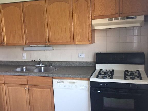5th image of 1204 E Woodbury Ln APT 2B