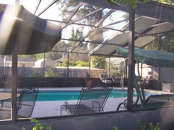 2nd image of 208 Foster Dr