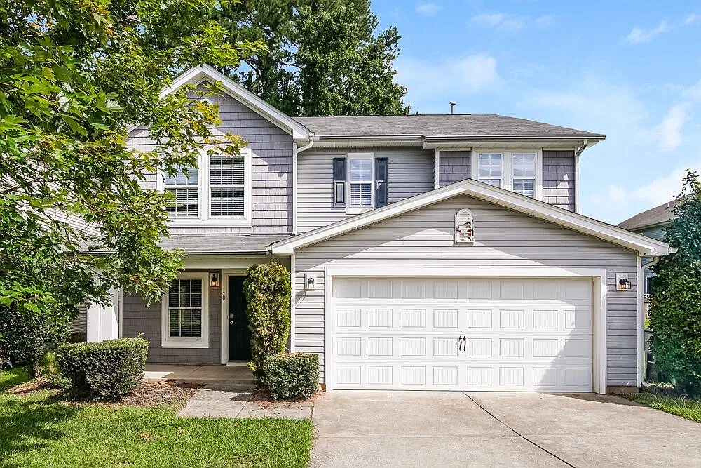 3 bed, 2.5 bath, 2196 sqft, $1,865 — Photo 1