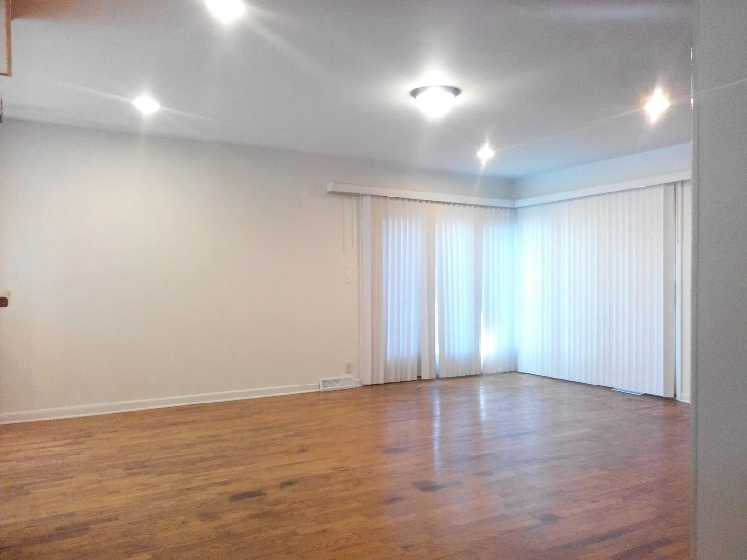 2635 Rockwood Dr — Photo 1