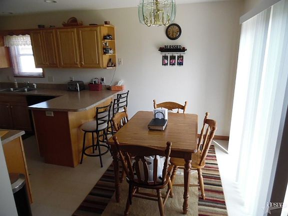 5th image of 1132 Sunnyglenn Ct