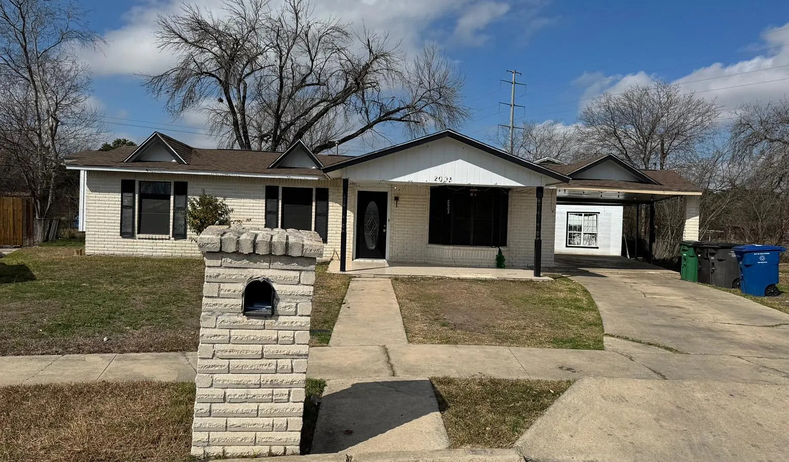 3 bed, 1462 sqft, $1,850 — Photo 1