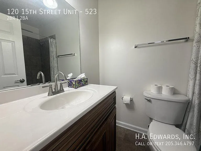 120 15th St E #523 — Photo 9