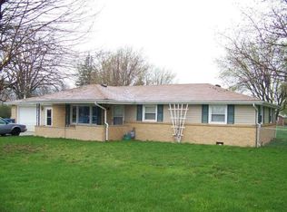 104 E Lake St, Summitville, IN 46070