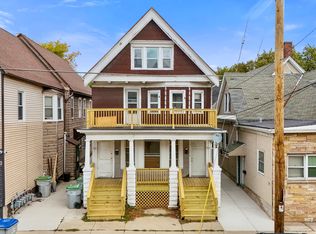 926 E Locust St #926, Milwaukee, WI 53212