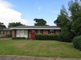 716 River Oaks Dr, New Orleans, LA 70131