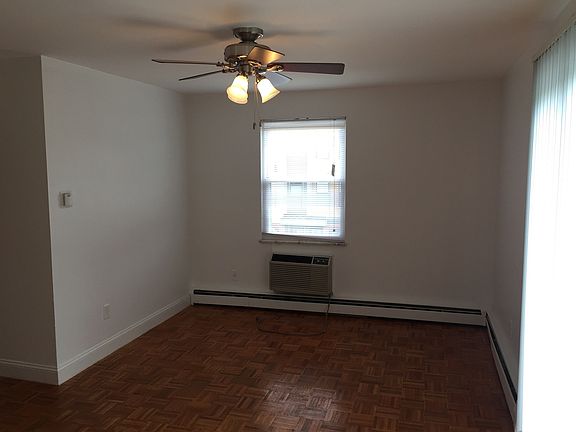 2nd image of 1433-1437 Highland St #1433-H