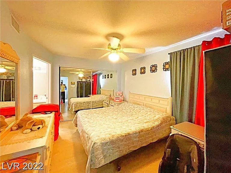 7950 W Flamingo Rd #2048 — Photo 13