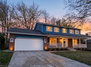 5196 Dickens Dr, Richmond Heights, OH 44143