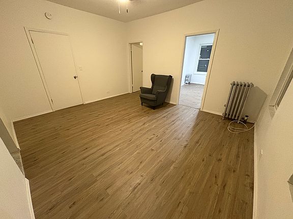 4th image of 726 Taylor Ave APT 2
