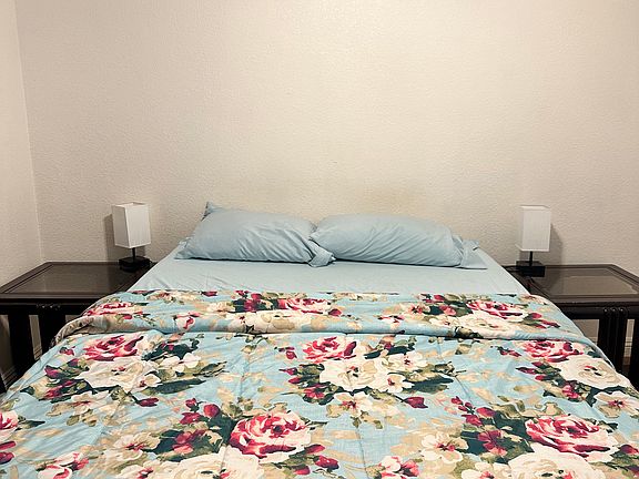 4th image of 45013 Imnaha Ct #1