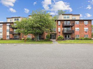 80 Balance Rock Rd APT 3, Ansonia, CT 06401