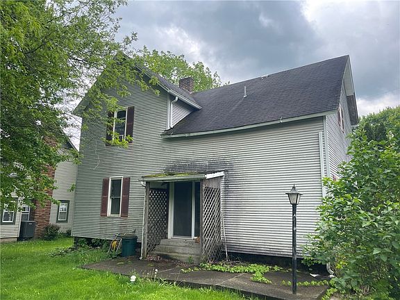 3rd image of 3728 W Main St