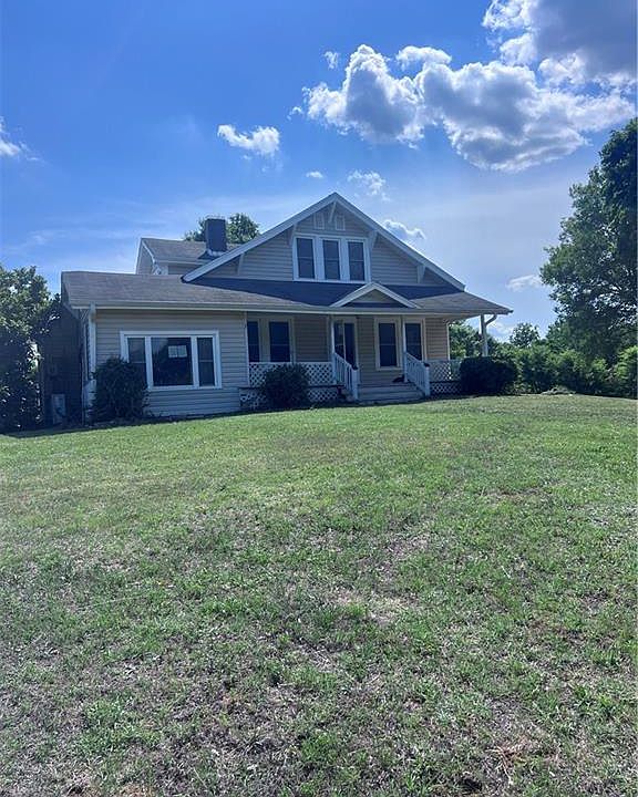 1st image of 4470 Burton Rd