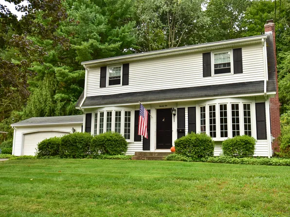 26 Imperial Drive, South Windsor, CT 06074