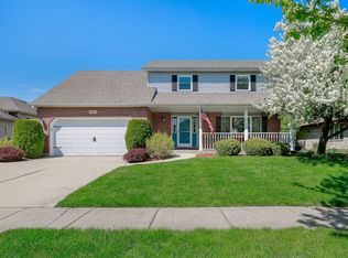 860 Young St, Lemont, IL 60439