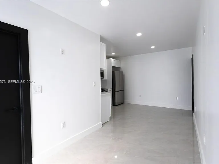 571 NW 152nd St — Photo 11