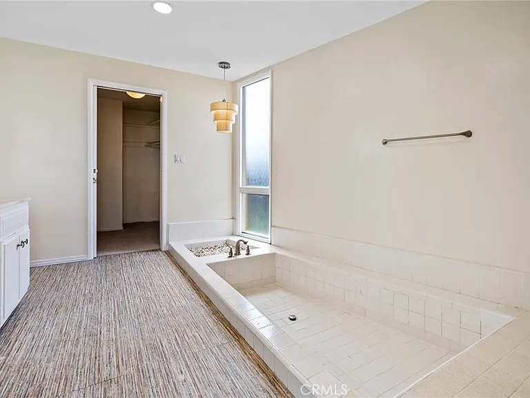 7117 Avenida Altisima — Photo 15