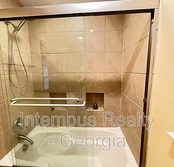 3474 Sunderland Cir NE — Photo 13