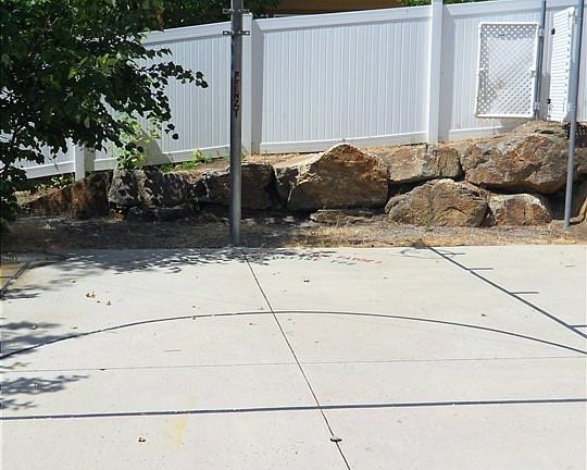 3rd image of 18313 E Hermosa Cir