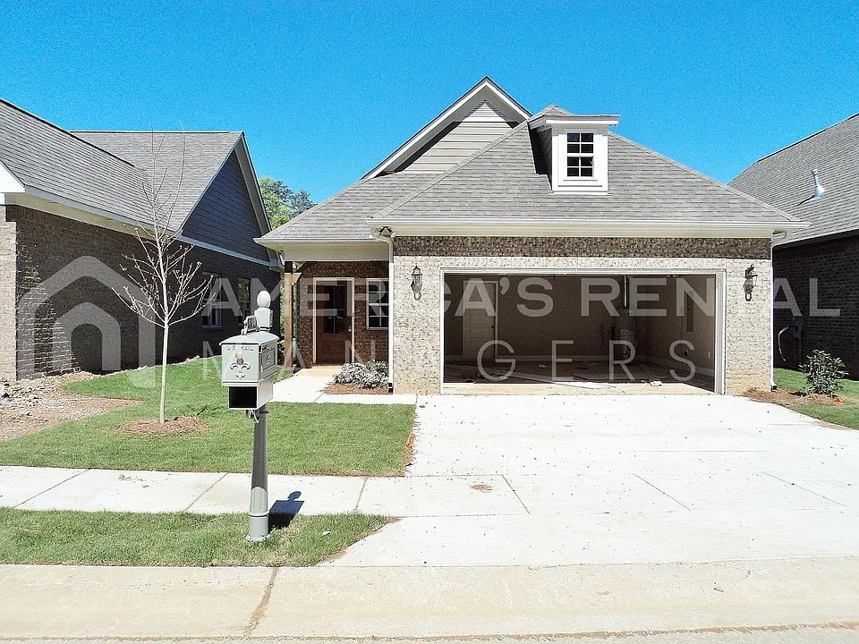5589 Park Side Rd
