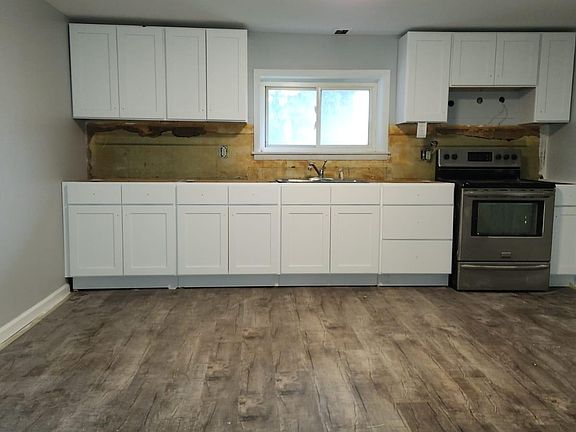 4th image of 112 W 25th St APT 2