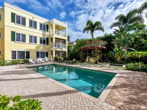 325 3rd St S #6, Naples, FL 34102