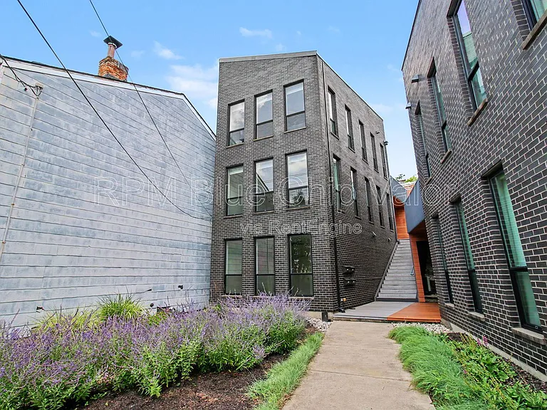 432 Liberty Hl #A — Photo 22