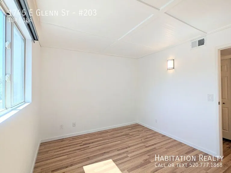 1745 E Glenn St #203 — Photo 7