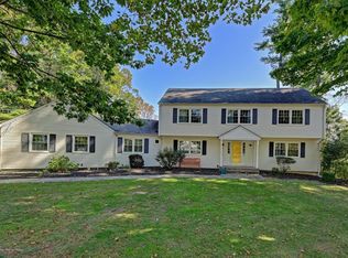 15 Donner St, Holmdel, NJ 07733
