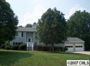 5875 Leatherwood Ln, Harrisburg, NC 28075