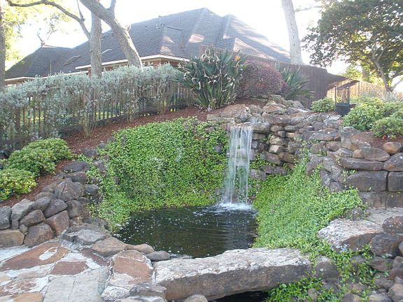 5th image of 111 Waterlily St