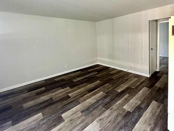 2nd image of 1523 8th Ave APT A