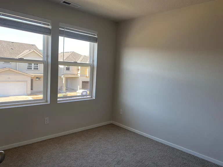 4th bedroom