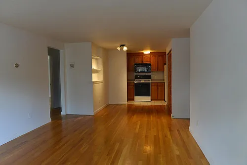 9 Ryder St #9 Photo 1