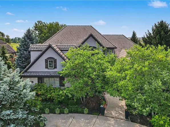 13820 Horton Dr, Overland Park, KS 66223