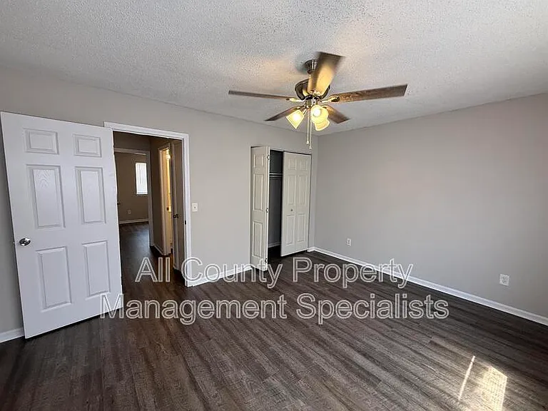 1307 Cactus Ave #5B — Photo 6