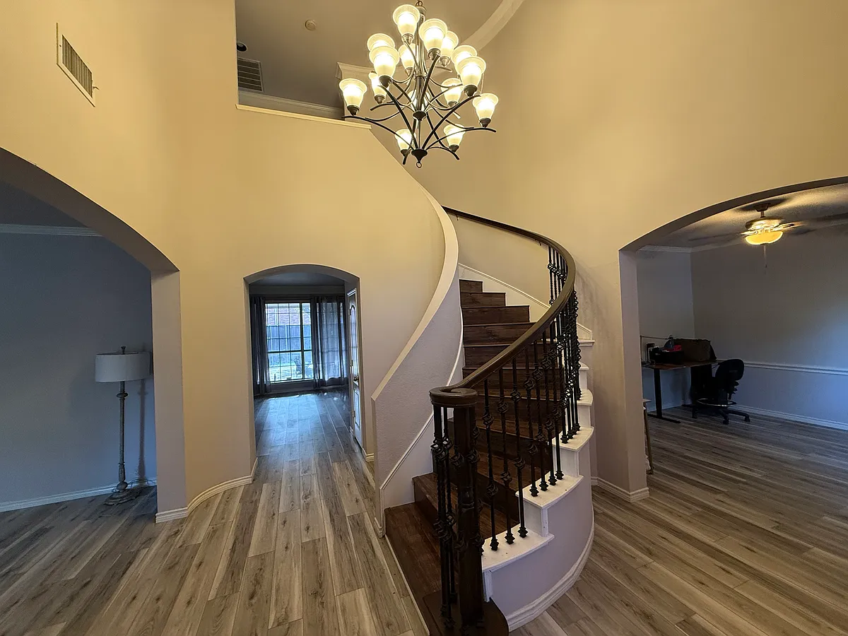 Building Photo - 2713 Sowerby Dr