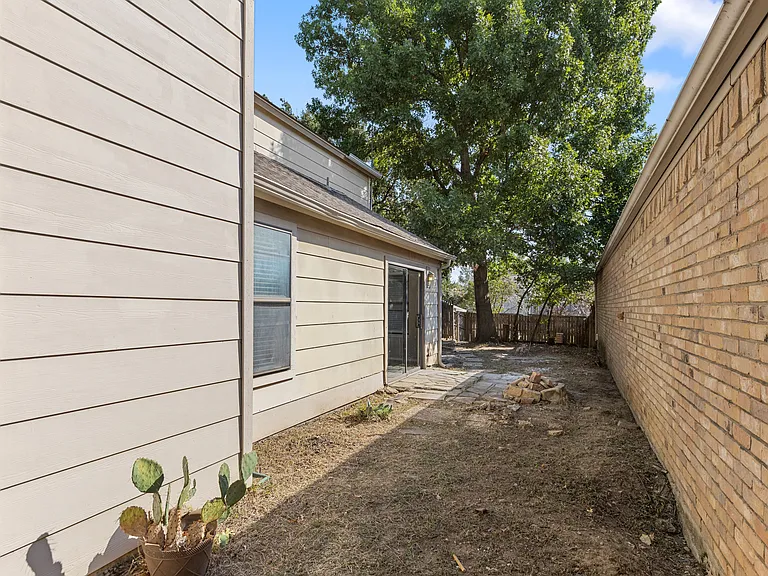 2706 Bridge Lake Dr — Photo 16