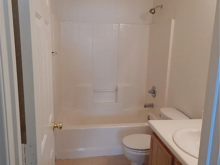 1271 Orange Meadow St #1271 — Photo 9
