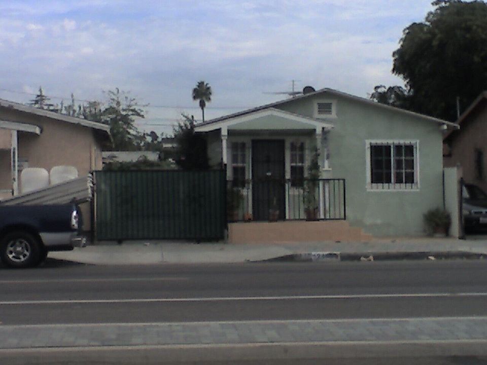 1st image of 12408 S Wilmington Ave