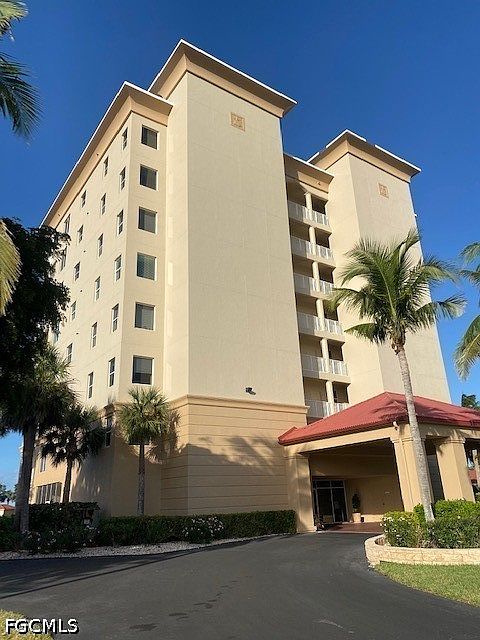 1st image of 15160 Harbour Isle Dr APT 501