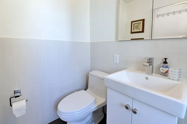 Rented by Eisenberg Exclusives | media 24