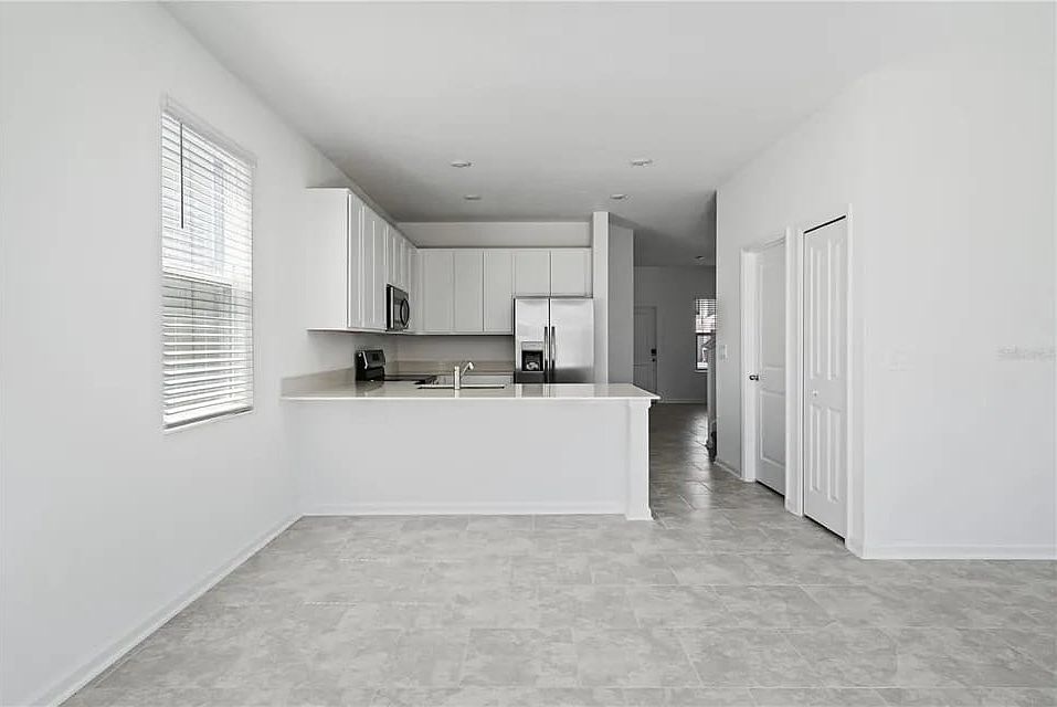 1st image of 2841 Pierr St