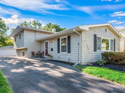 132 Raymond Ave, Barrington, IL, 60010